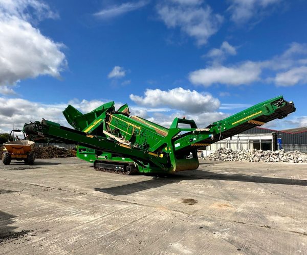 McCloskey R155 Screen