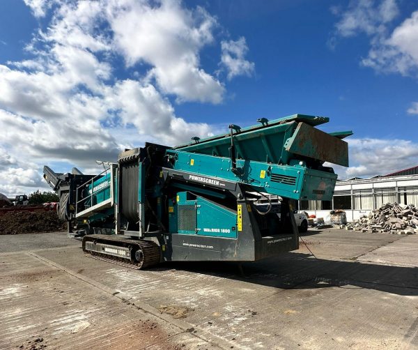 Powerscreen Warrior 1800 Screen