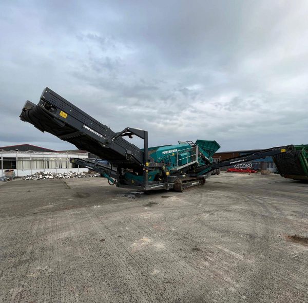 Powerscreen Warrior 1800 Screen