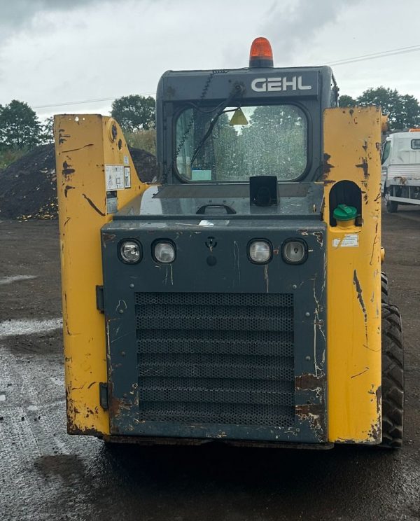 Skidsteer GEHL R165