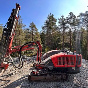 Marteau perforateur Sandvik Dino DC400Ri