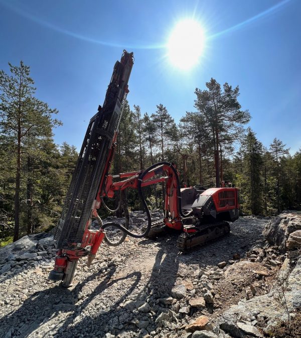 Sandvik Dino DC400Ri Rotsboor