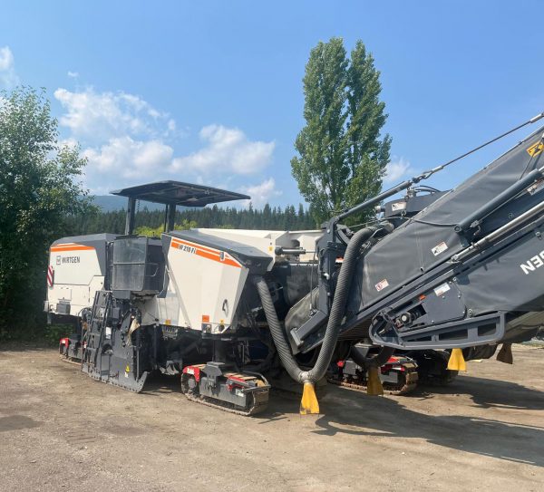 Wirtgen W 210 Fi Cold Planer