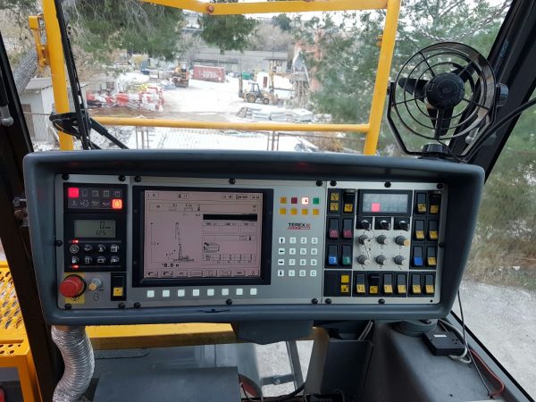 Demag AC 500-2 Mobile Crane