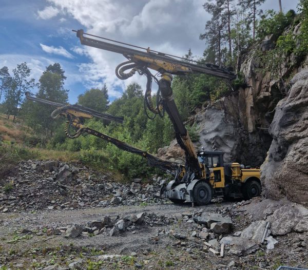 Atlas Copco Boomer E2C Underground Rock Drill