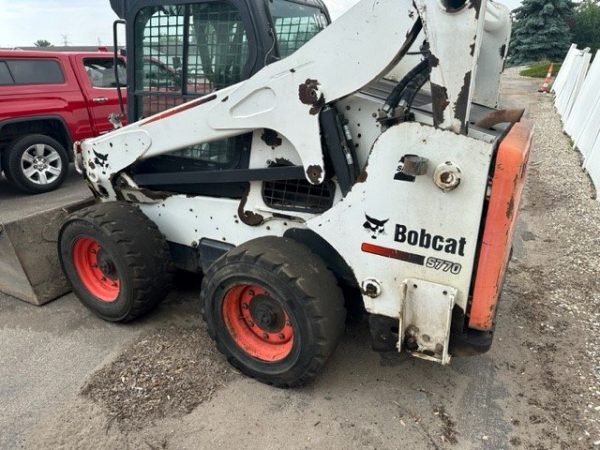 Bobcat S770 Skidsteer