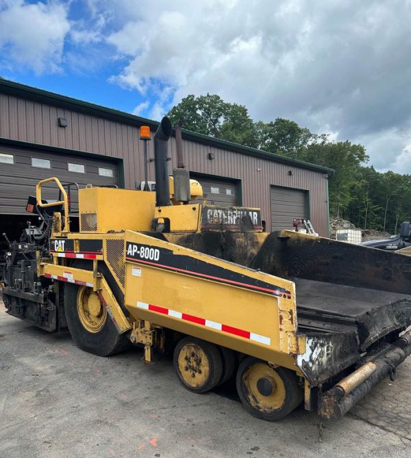 Caterpillar AP-800D Paver
