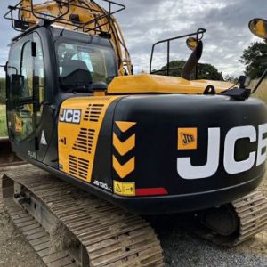 JCB JS130 LC+ Excavator