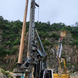 Liebherr LB36 เครื่องตอกเสาเข็มหมุน