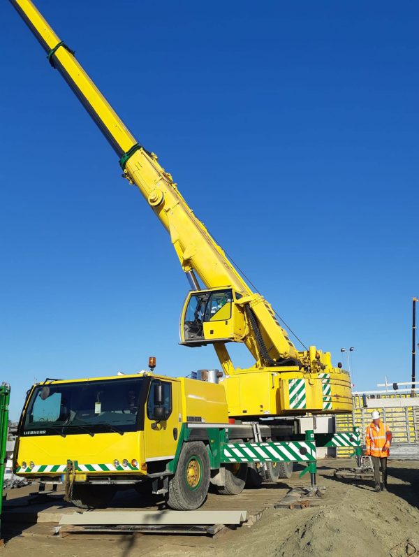Liebherr LTM 1100-5.1 Mobile Crane