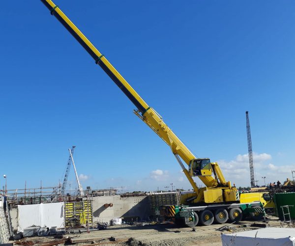 Liebherr LTM 1100-5.1 Mobile Crane