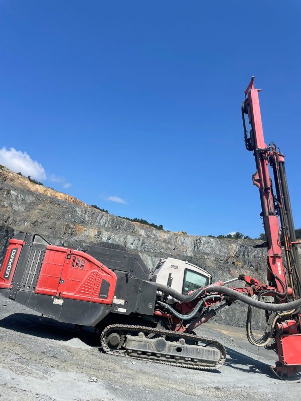 Sandvik Leopard DI650i Rock Drill