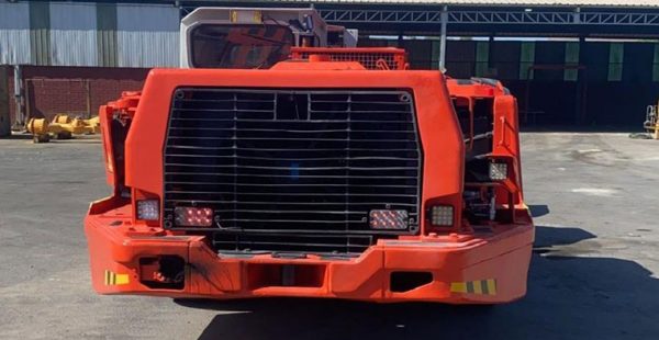 Подземный погрузчик Sandvik LH410