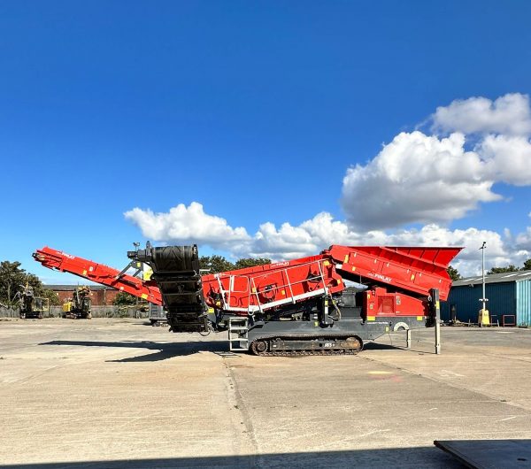 Terex Finlay 883+ Screen