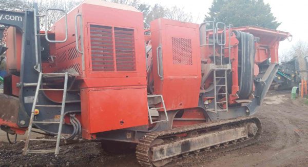 Concasseur à mâchoires Terex Finlay J-960