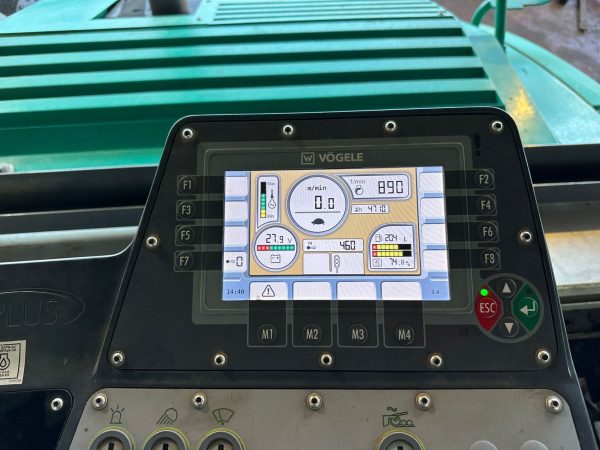 Vogele Super 1800-3i Paver