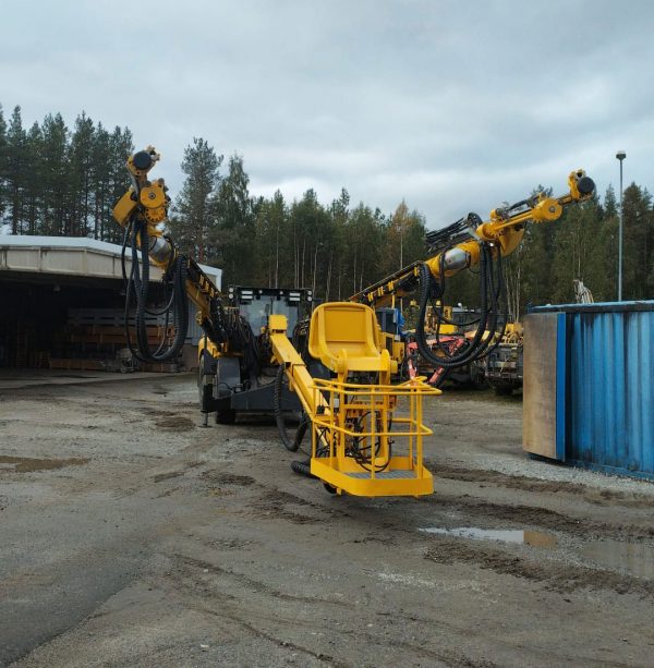 Perforadora de roca subterránea Atlas Copco E2C