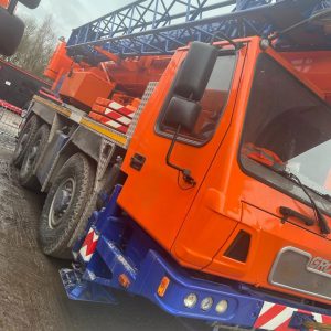 Grove GMK 3055 Mobile Crane