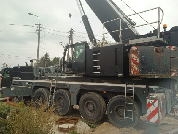 Grúa móvil Liebherr LTM 1130-5.1