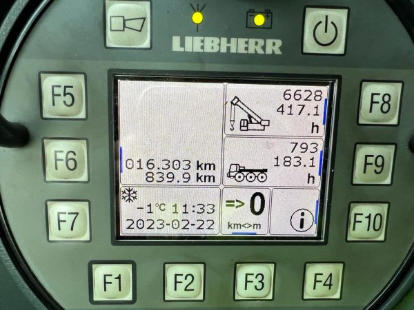 Liebherr LTM 1220-5.2 Mobile Crane