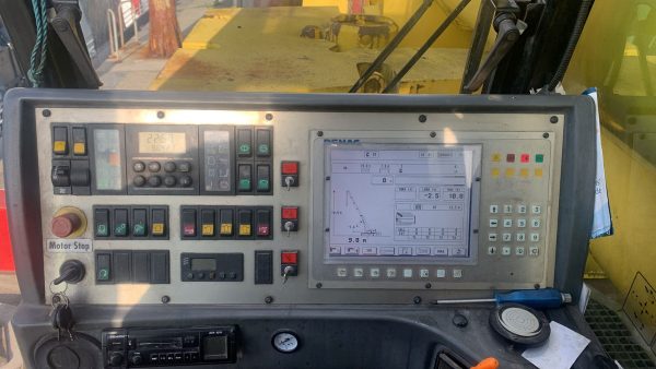 Terex Demag AC 100 Mobile Crane