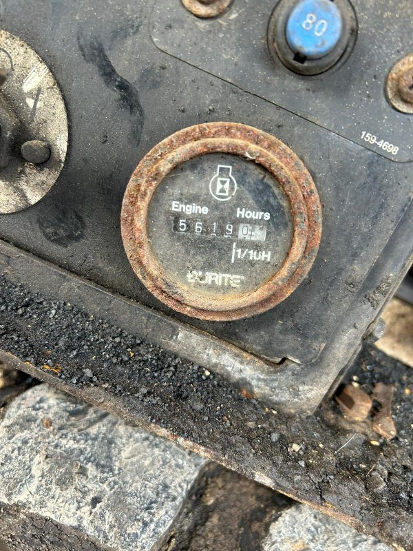 Caterpillar AP300 Paver