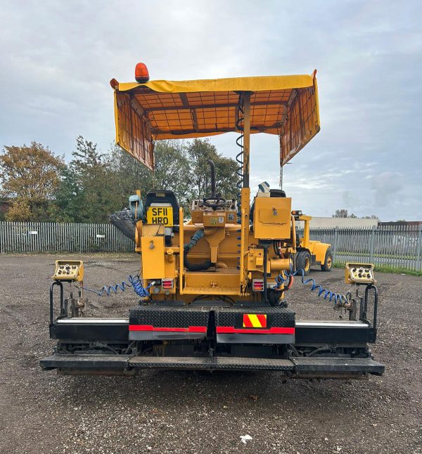 Caterpillar AP300 Paver