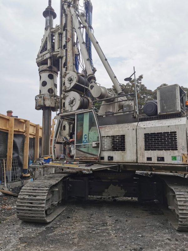 Bauer BG 24H Rotary Piling Rig