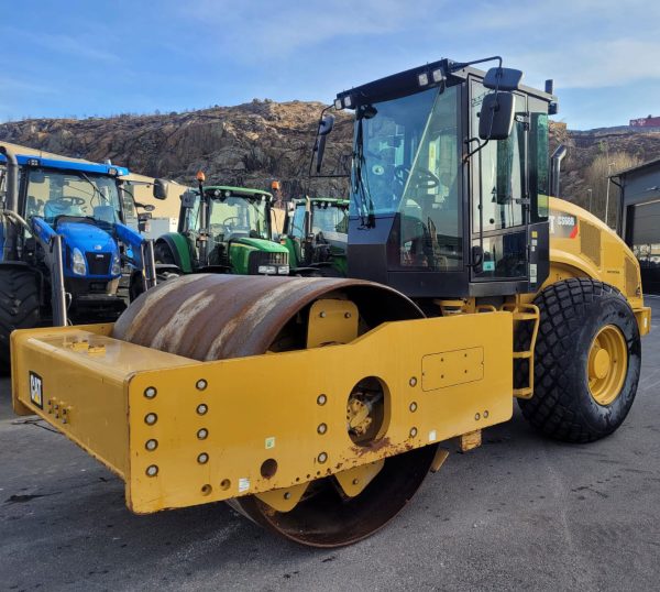 Rouleau CS68B Caterpillar