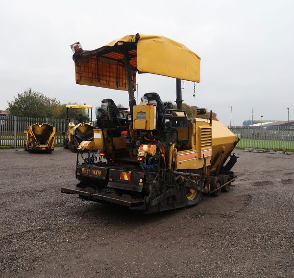 Caterpillar AP300D Paver