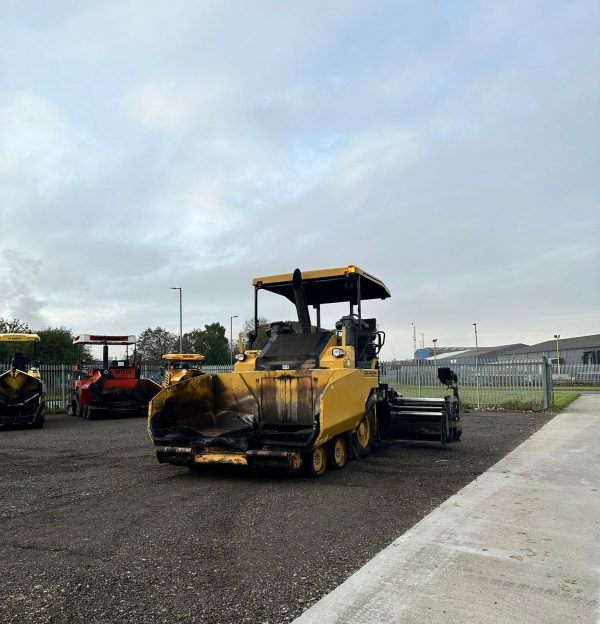 Pavimentadora Caterpillar AP500F