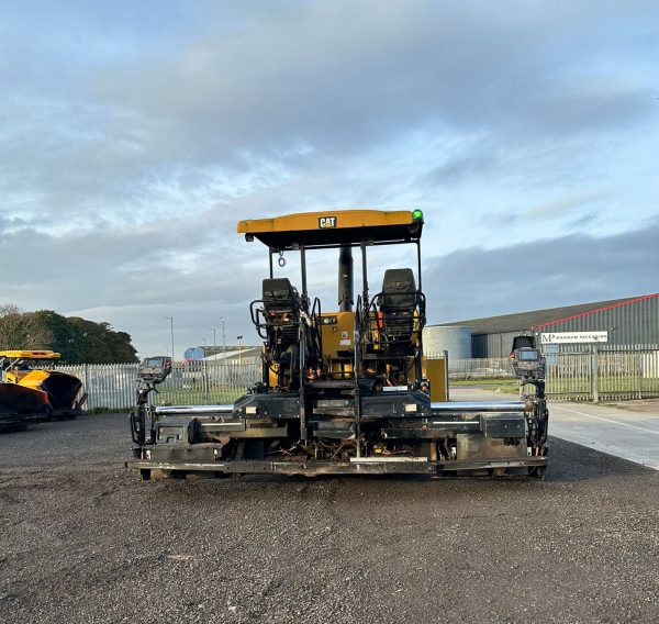 Pavimentadora Caterpillar AP500F