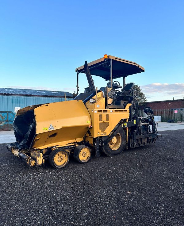 Pavimentadora Caterpillar AP500F