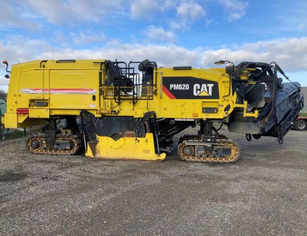 Caterpillar PM620 Wegenschaafmachine