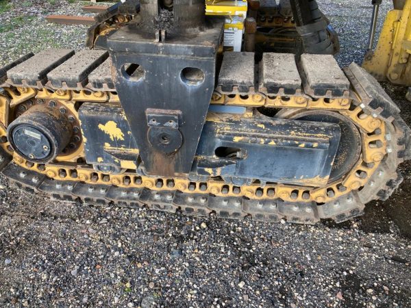 Piallatrice stradale Caterpillar PM620