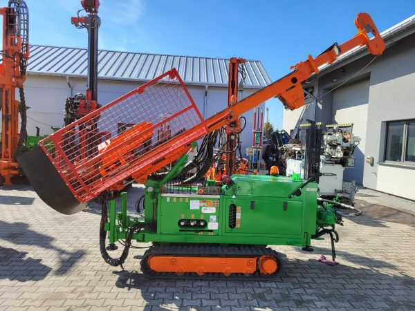 Geotechnisches Bohrgerät Comacchio GEO 205