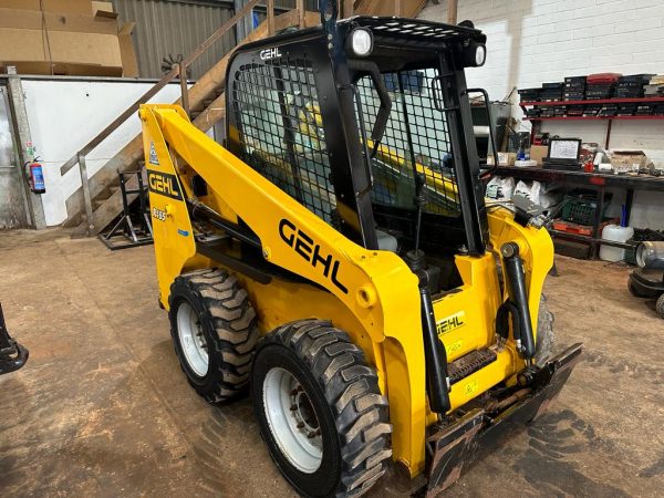 Gehl R165 Skidsteer