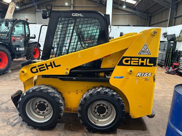 Gehl R165 Skidsteer