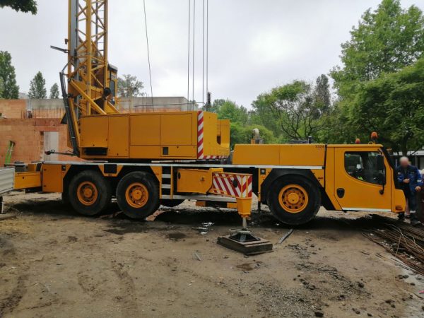 Guindaste móvel Liebherr MK 63