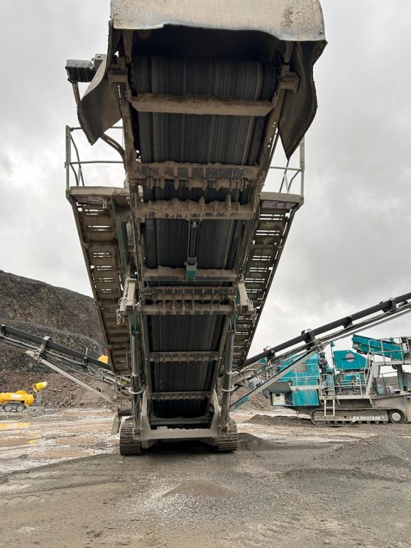 Powerscreen Chieftain 2200 Screen