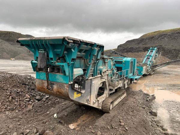 Penghancur Dampak Powerscreen Trakpactor 550