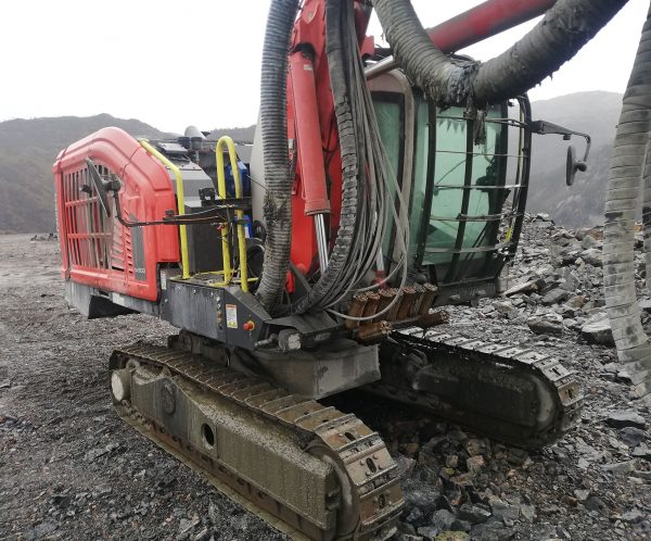 Sandvik DX900i rotsboor