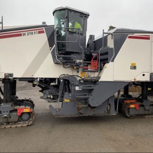 Wirtgen W 210 Fi Road Planer