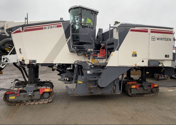 Wirtgen W 210 Fi Road Planer
