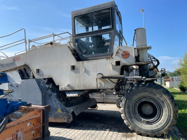 Wirtgen WR 2500 Soil Stabilizer