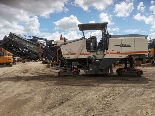 Rabot Wirtgen W 210 I