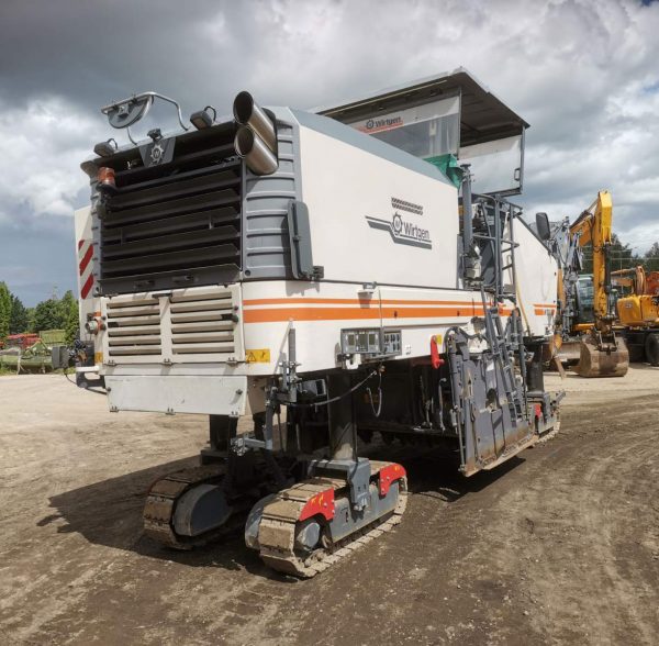 Wirtgen W 210 I Pelan Jalan