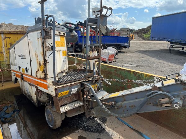 Wirtgen W 35 DC Road Planer
