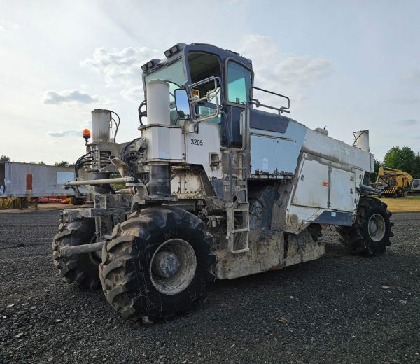 Stabilizzatrice per terreno Wirtgen WR 2500 S