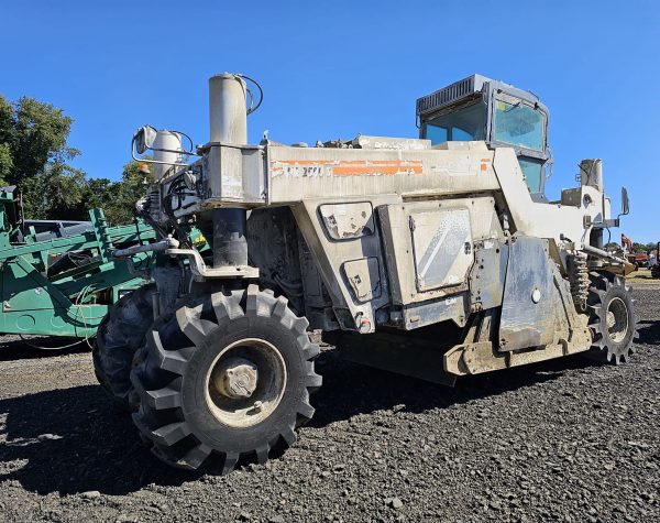 Wirtgen WR 2500 S Soil Stabilizer